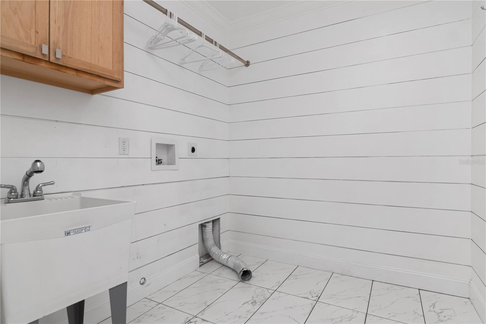 712 S OAKWOOD AVE — photo 45