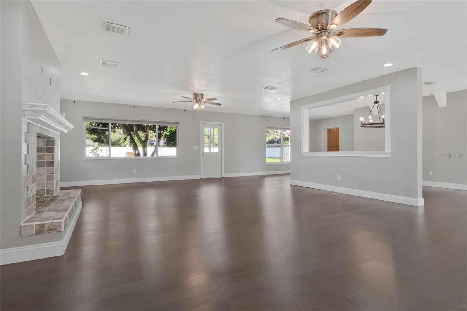 712 S OAKWOOD AVE — photo 5