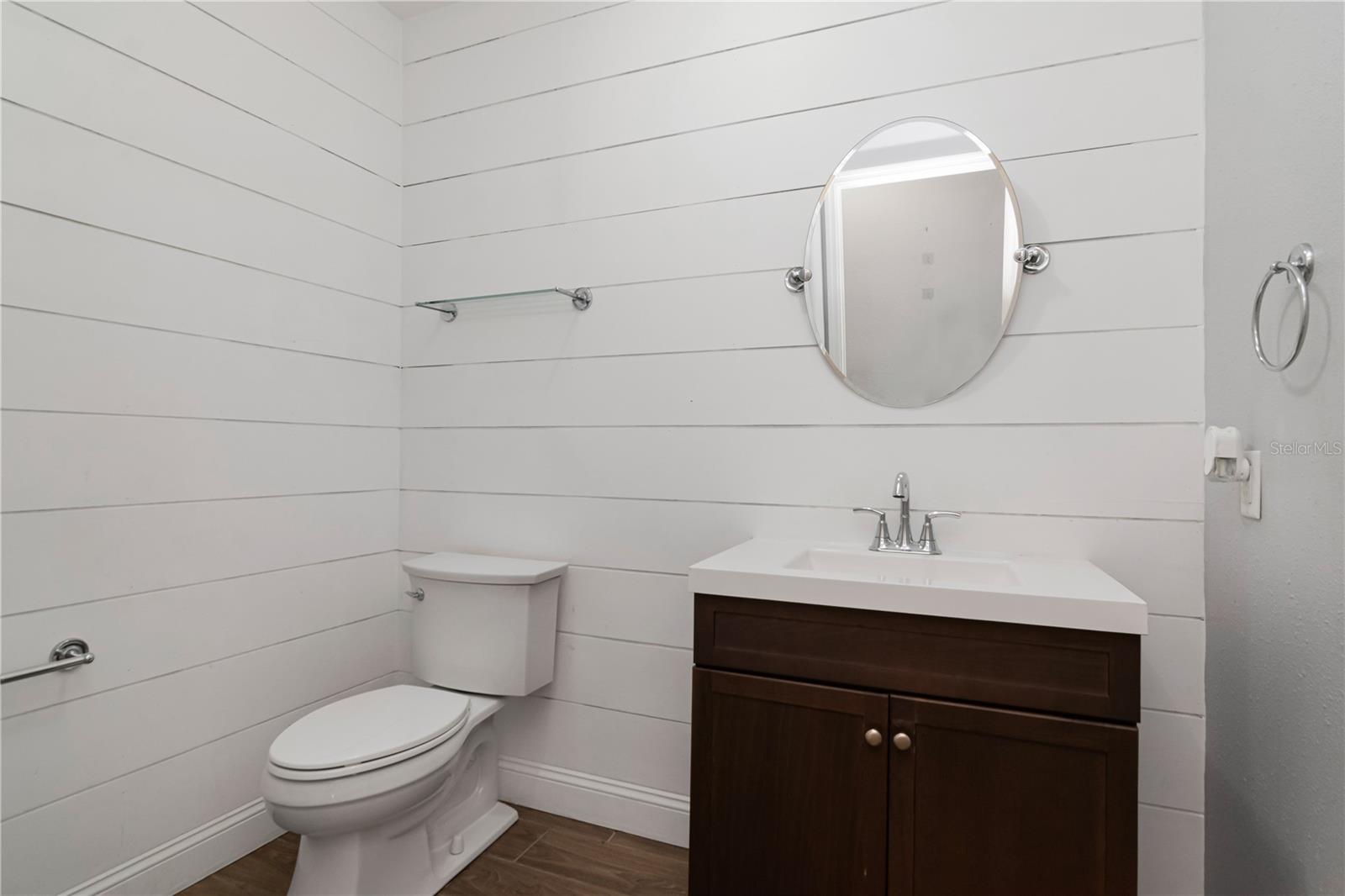 712 S OAKWOOD AVE — photo 26