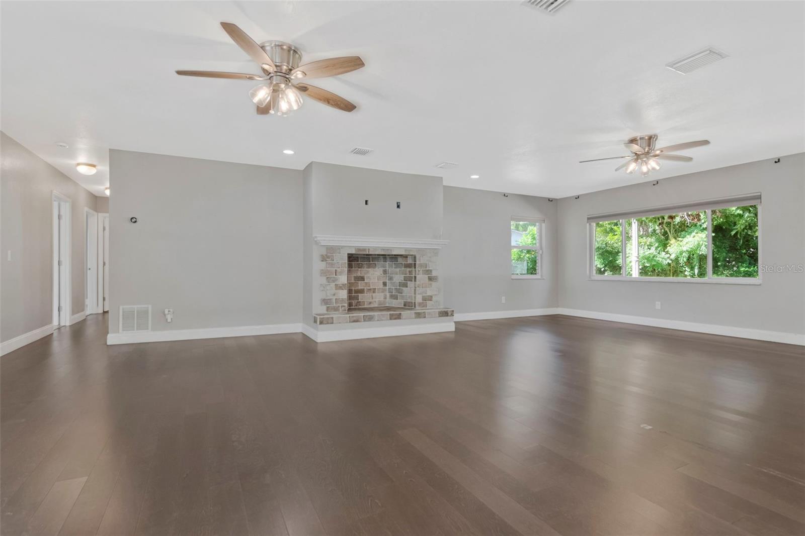 712 S OAKWOOD AVE — photo 16