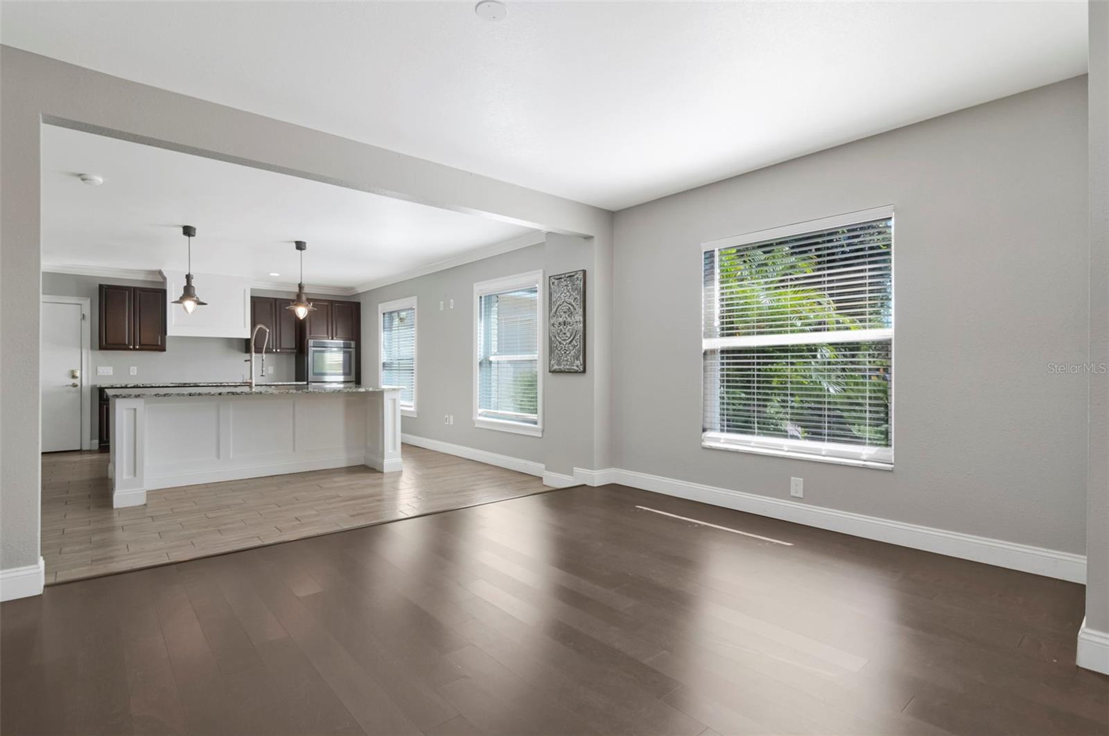 712 S OAKWOOD AVE — photo 20