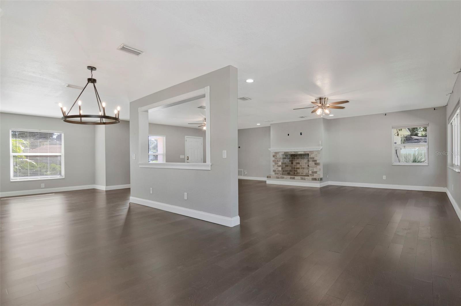 712 S OAKWOOD AVE — photo 8