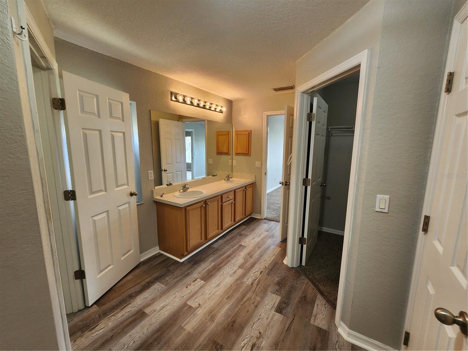 2583 WILBURN TER — photo 25