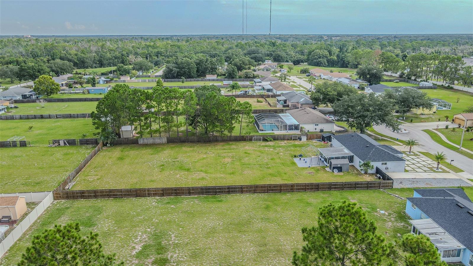 12121 COLONIAL ESTATES LN — photo 6