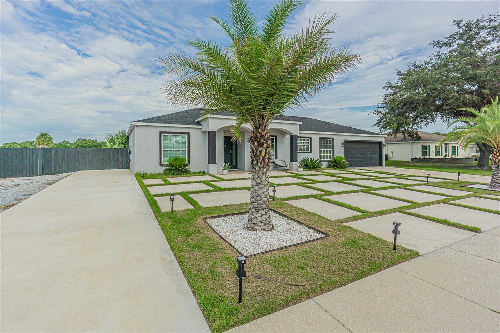12121 COLONIAL ESTATES LN — photo 4