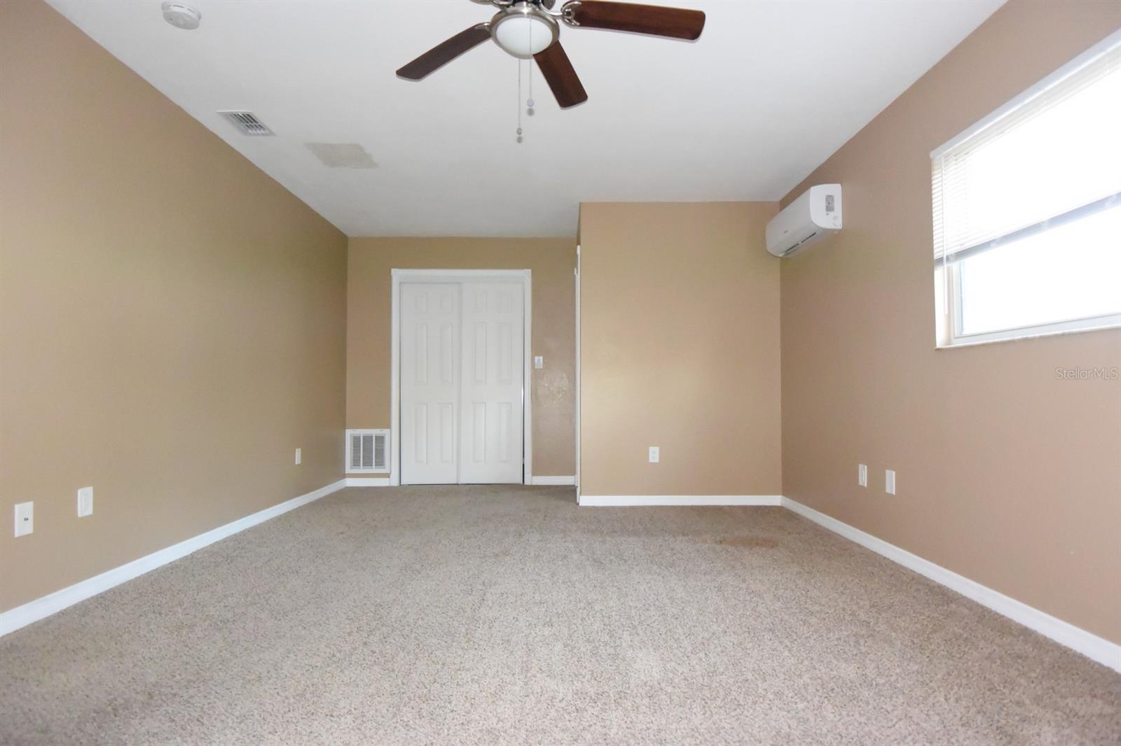 6848 COPPERFIELD DR — photo 12