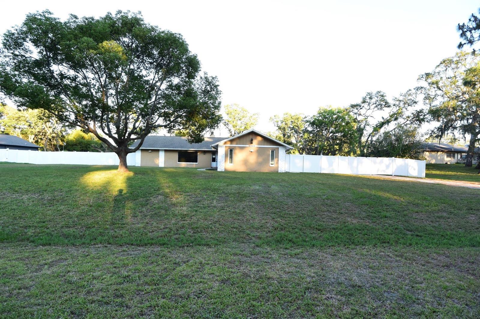6848 COPPERFIELD DR — photo 22