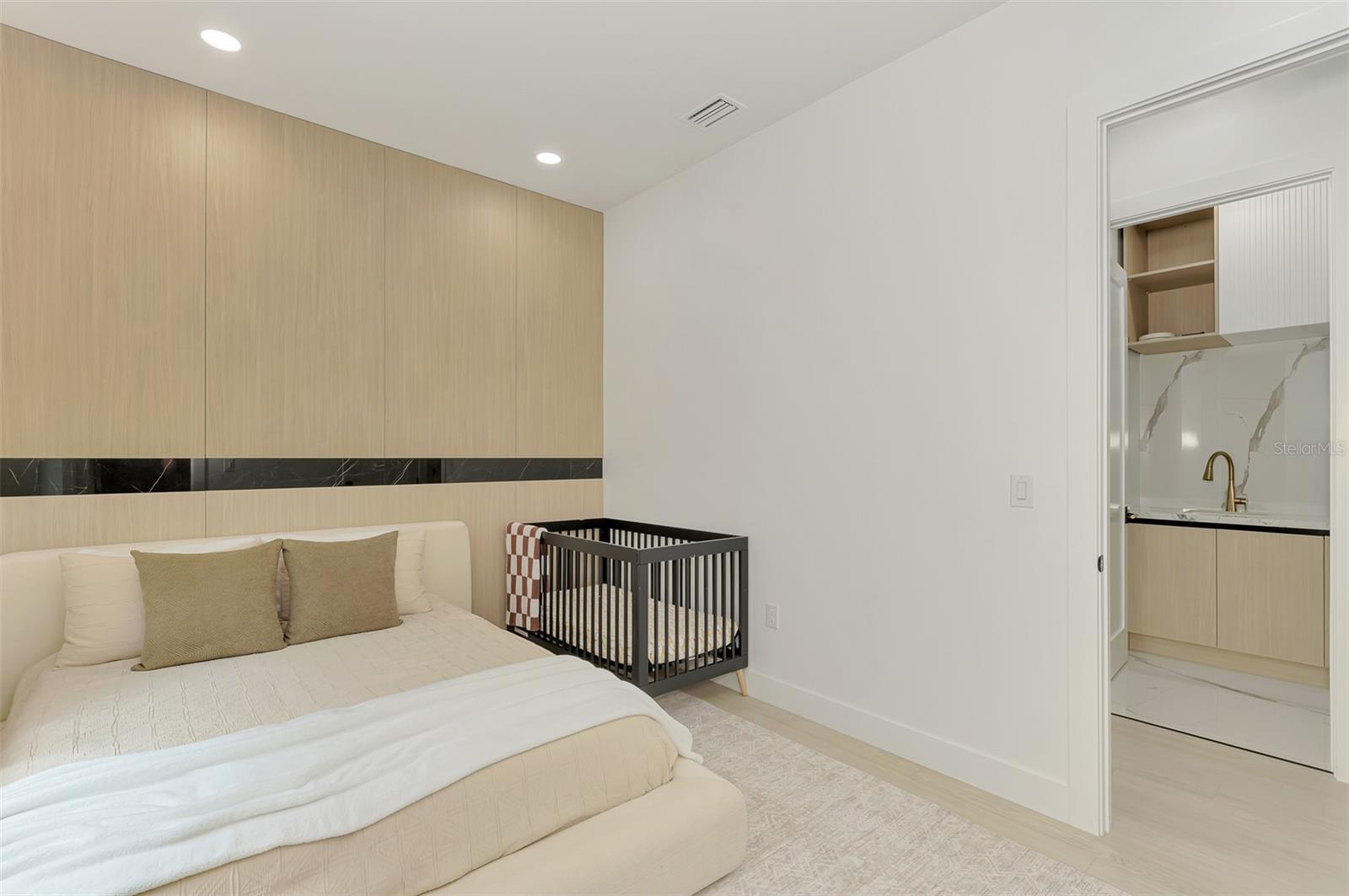 3708 MARSHALL RD — photo 19