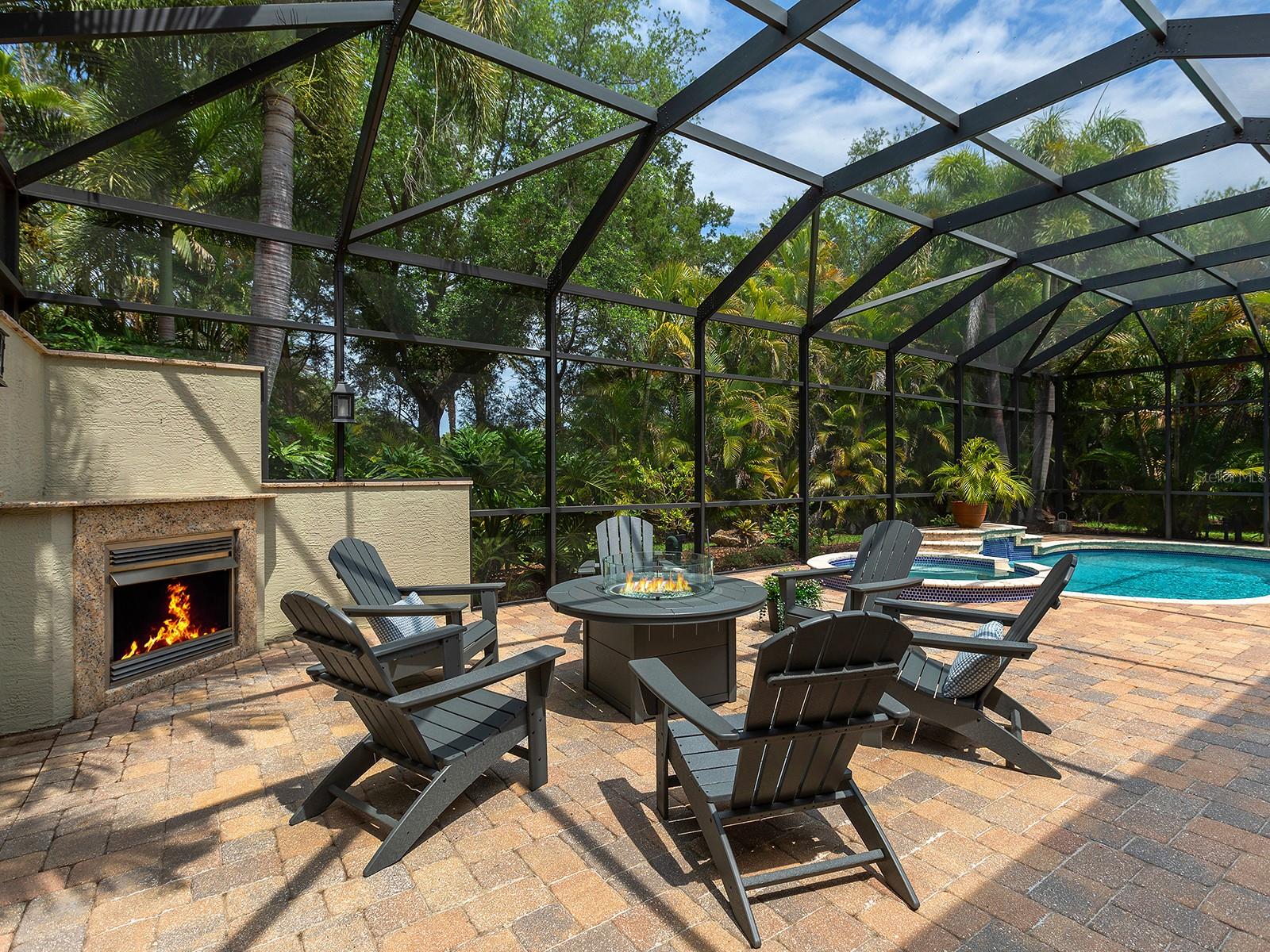 7210 LAKE FOREST GLN — photo 45