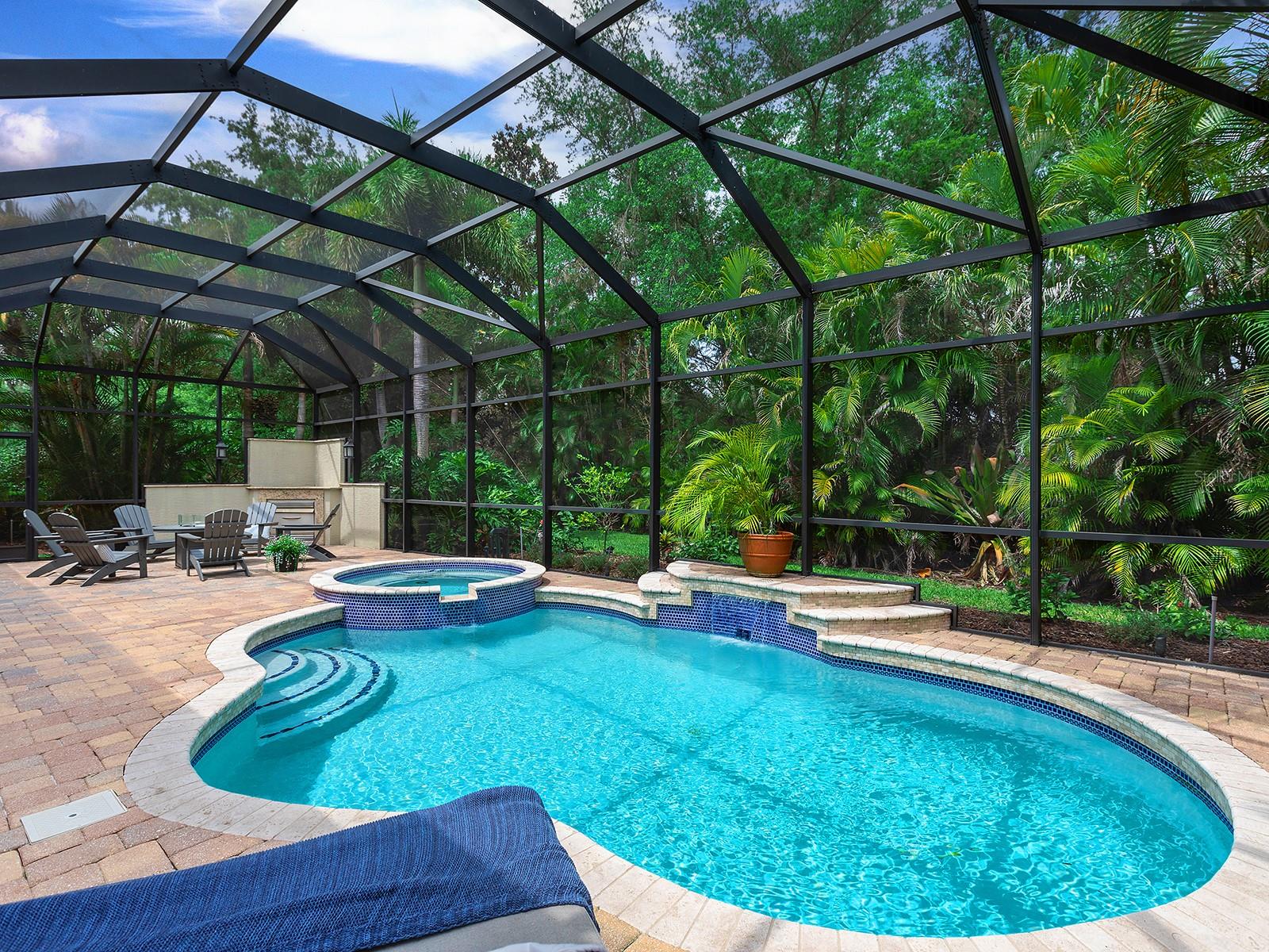 7210 LAKE FOREST GLN — photo 42