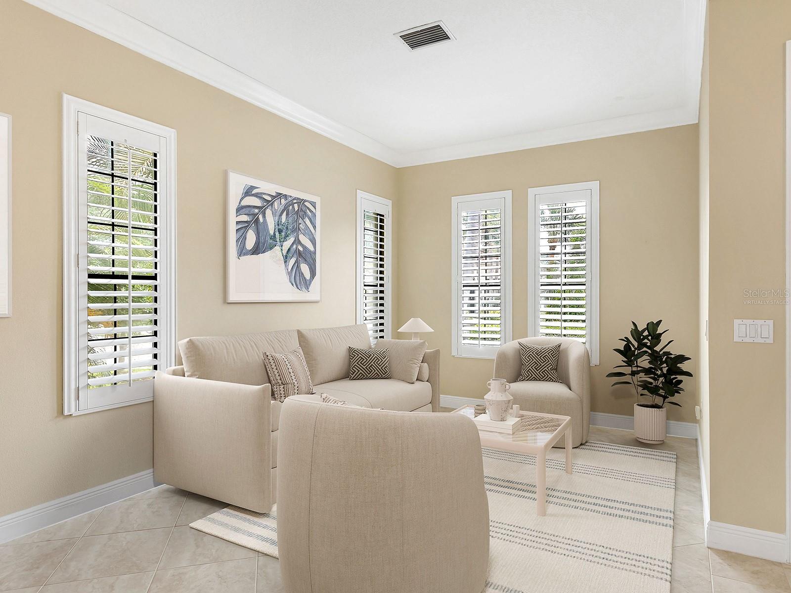 7210 LAKE FOREST GLN — photo 4