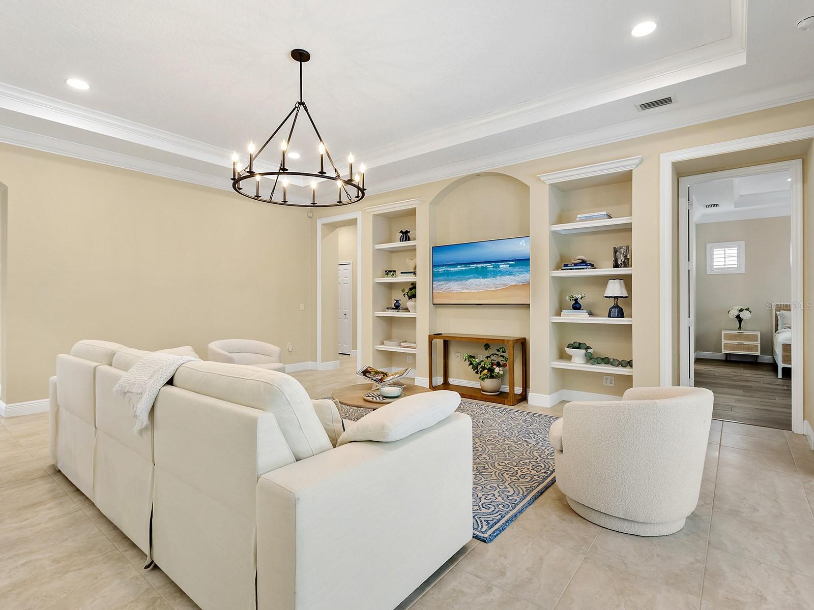 7210 LAKE FOREST GLN — photo 16