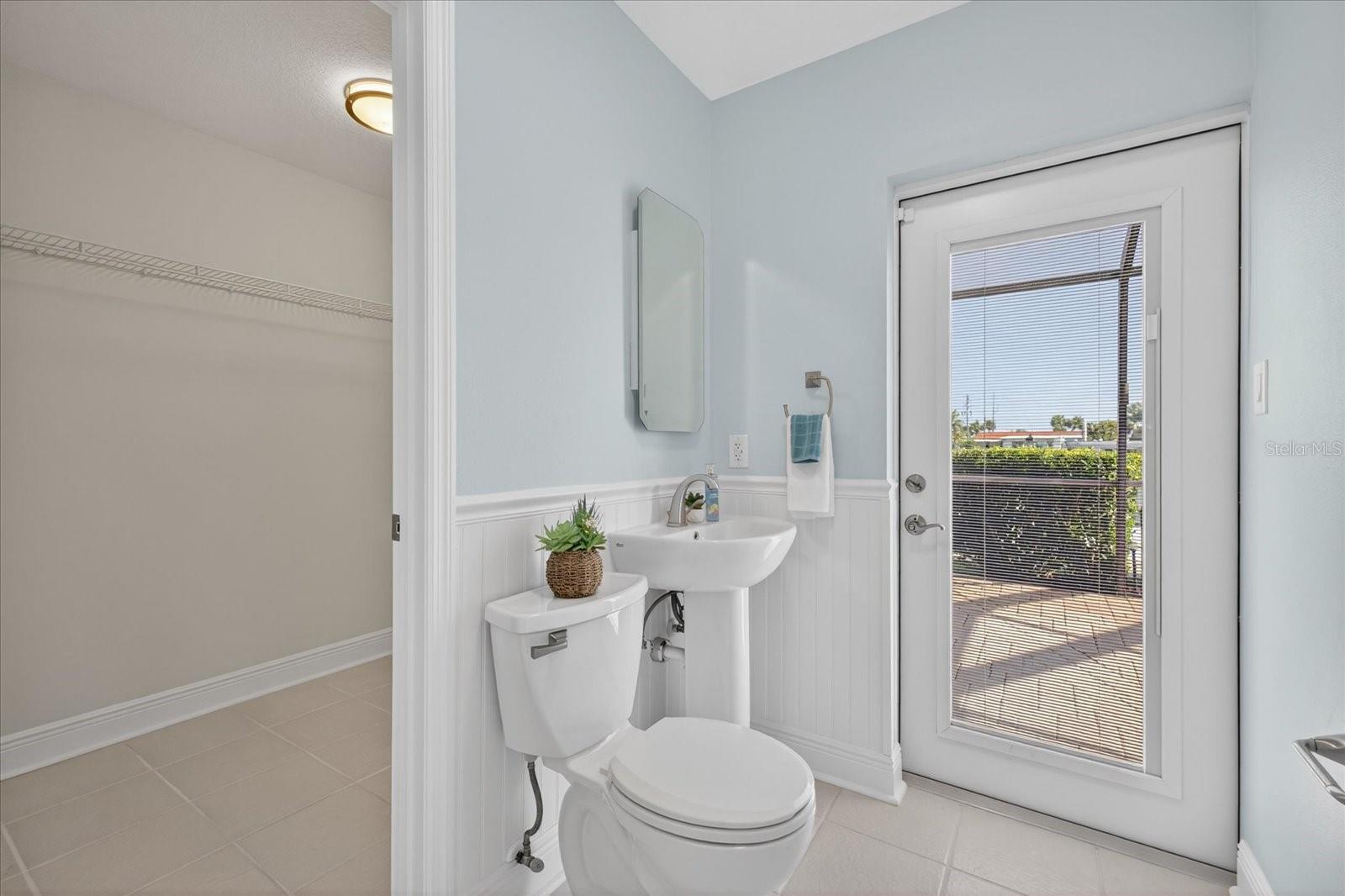 3640 HARBORVIEW CT — photo 26