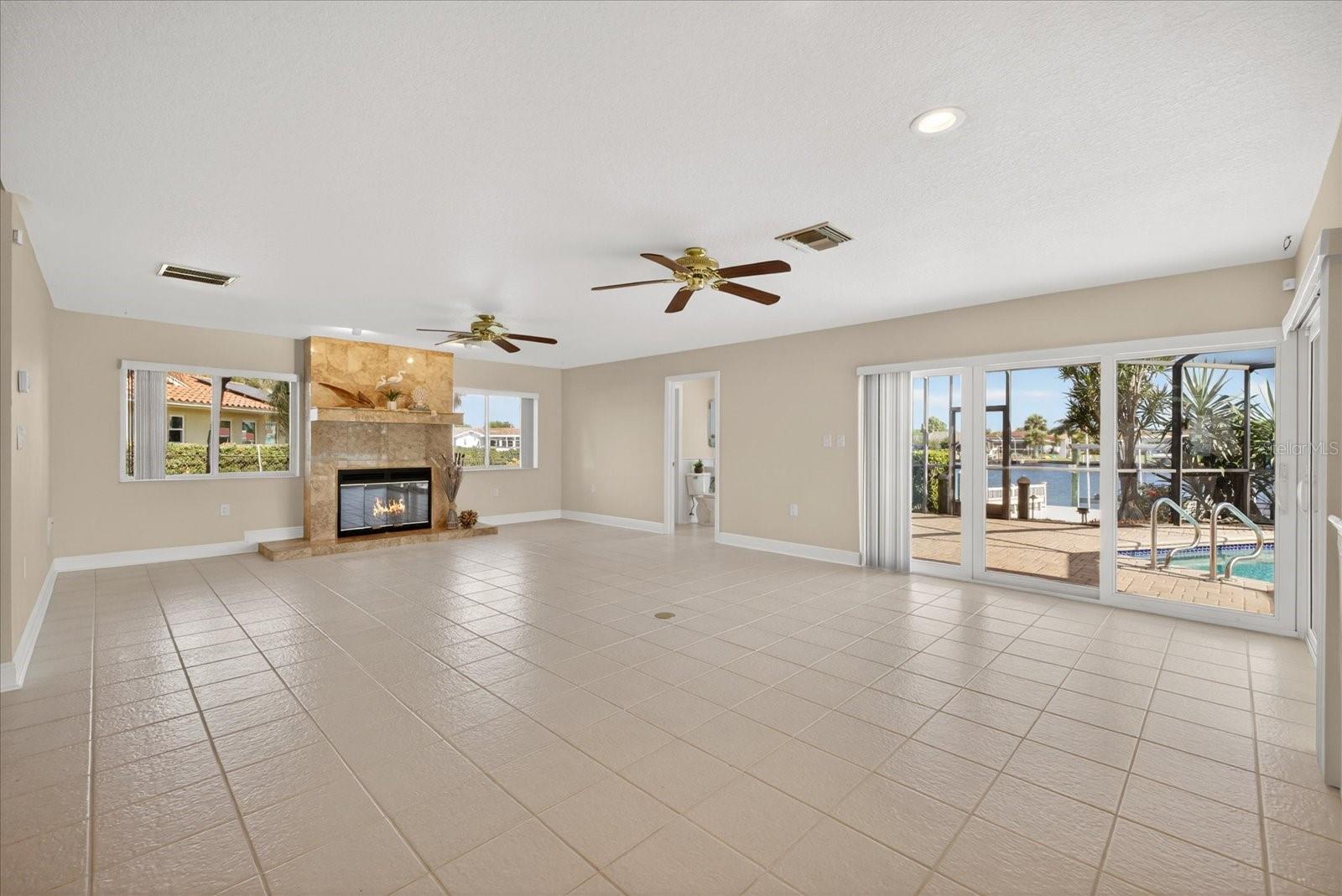 3640 HARBORVIEW CT — photo 22
