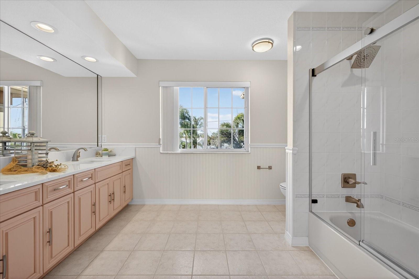 3640 HARBORVIEW CT — photo 47