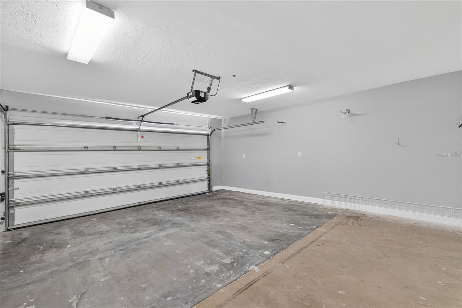 5073 HIGEL AVE — photo 43