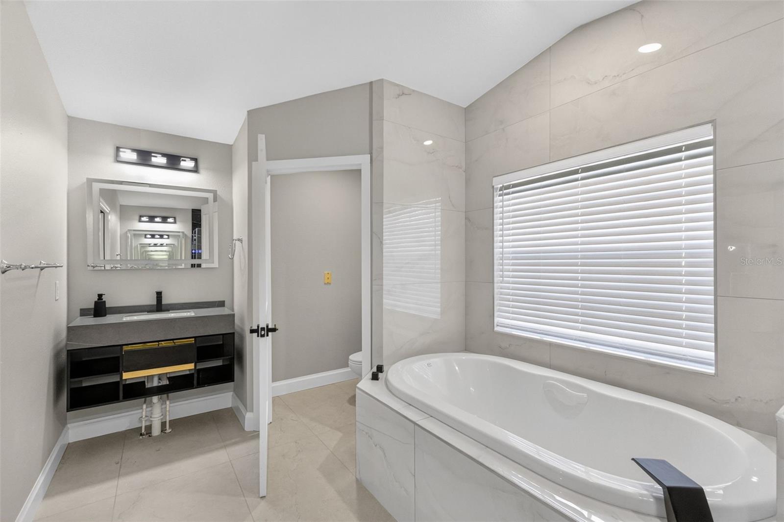 5073 HIGEL AVE — photo 18
