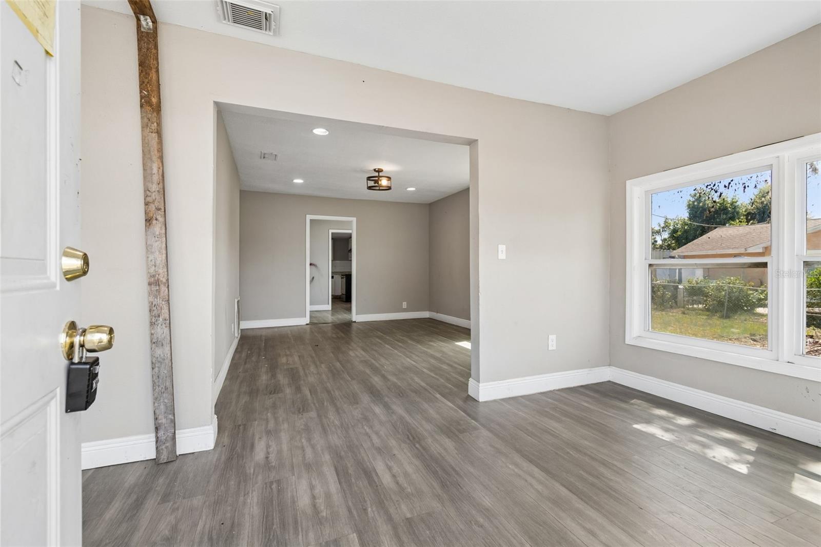 1611 E SHELL POINT RD — photo 11