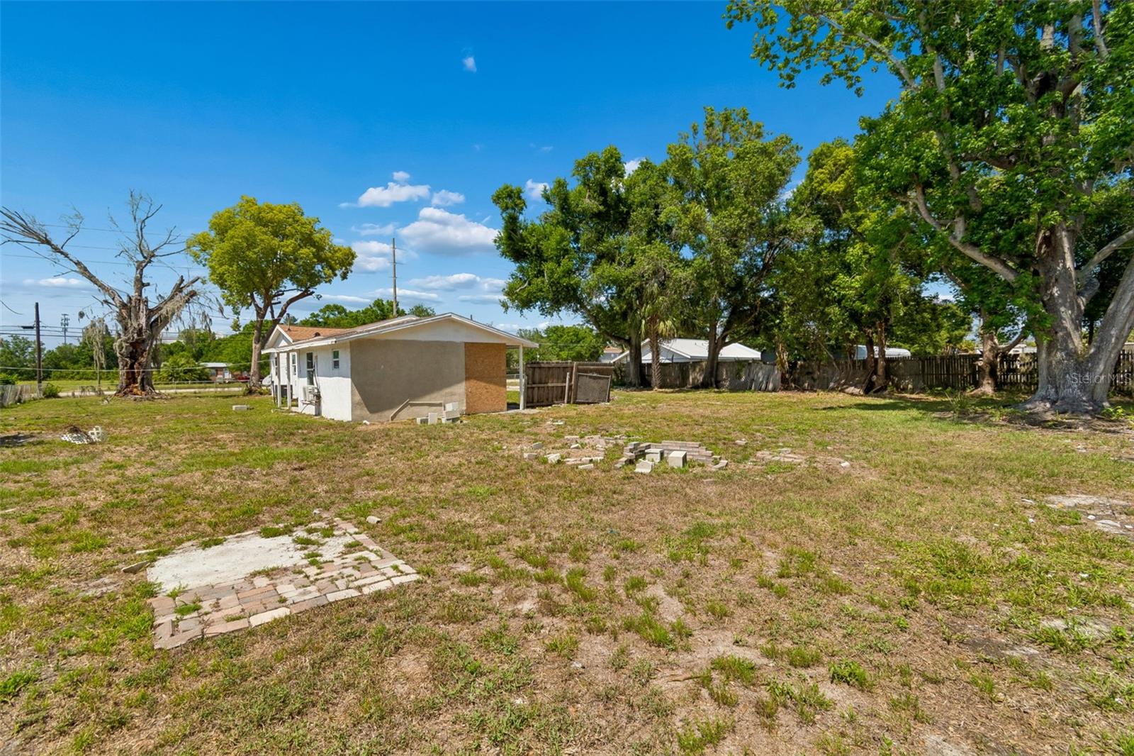 1611 E SHELL POINT RD — photo 40