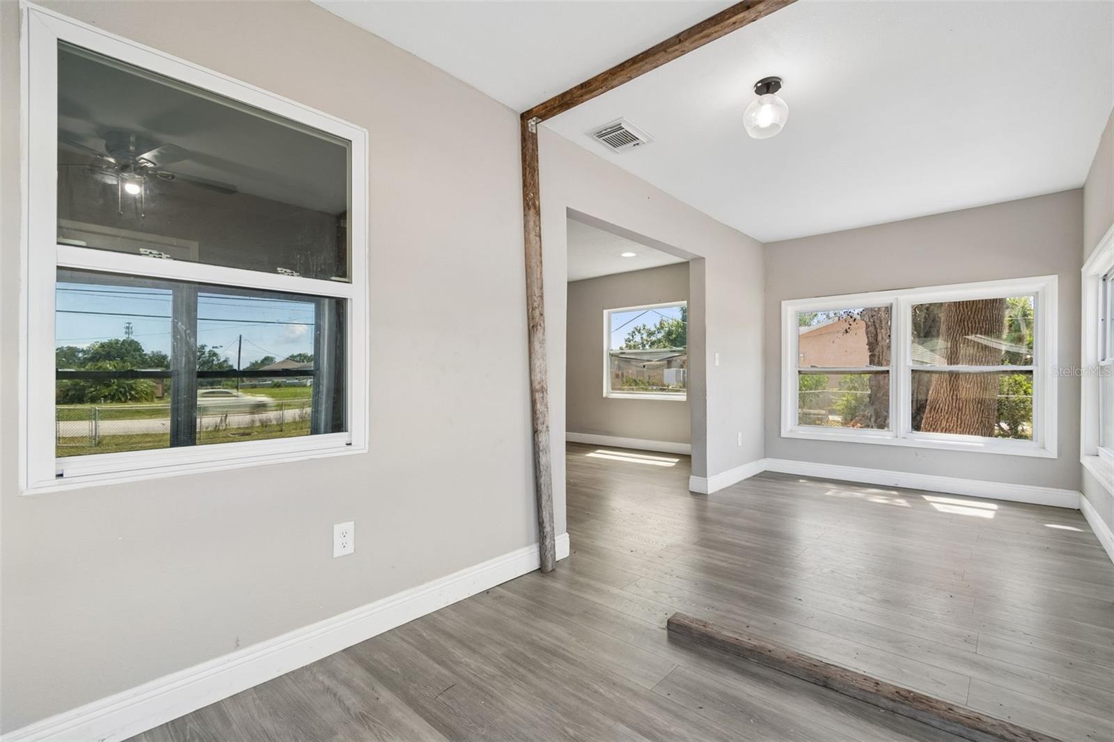1611 E SHELL POINT RD — photo 13