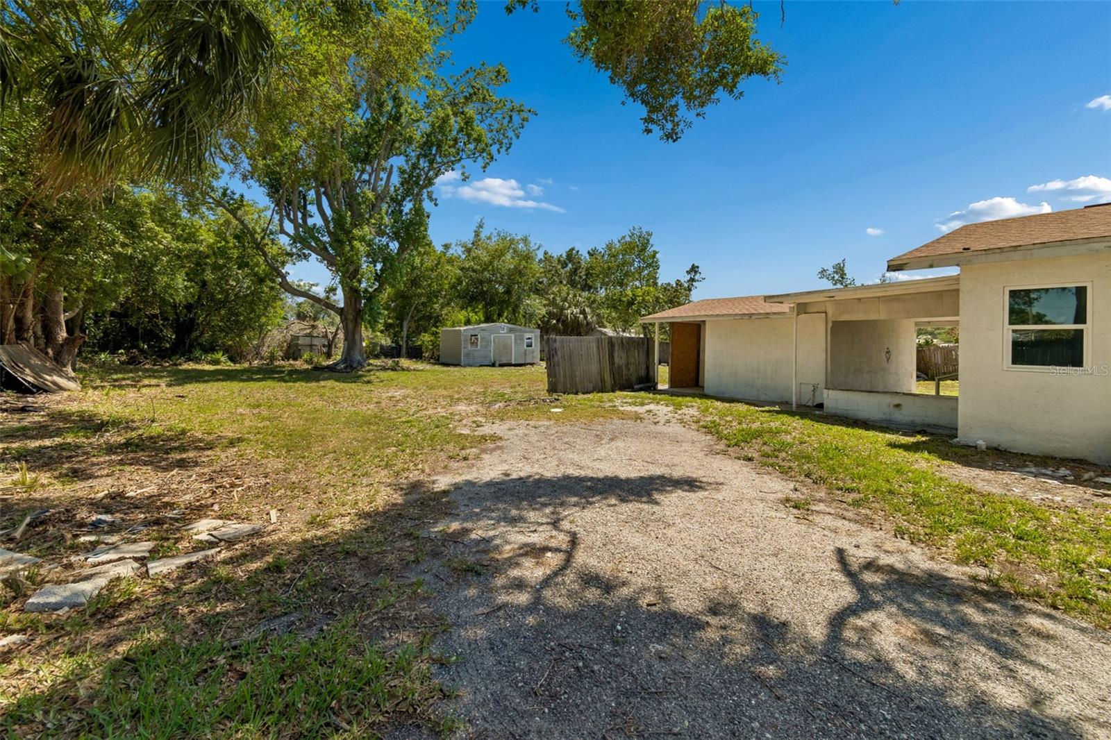 1611 E SHELL POINT RD — photo 36