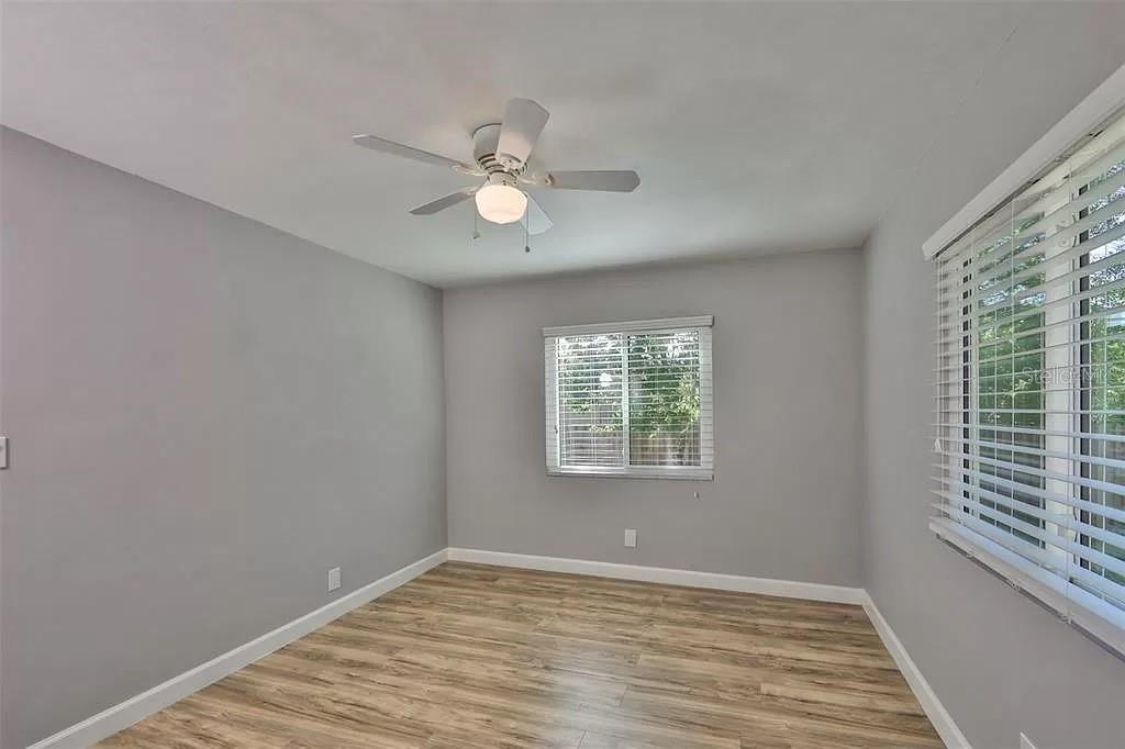 3219 W LEROY ST — photo 31