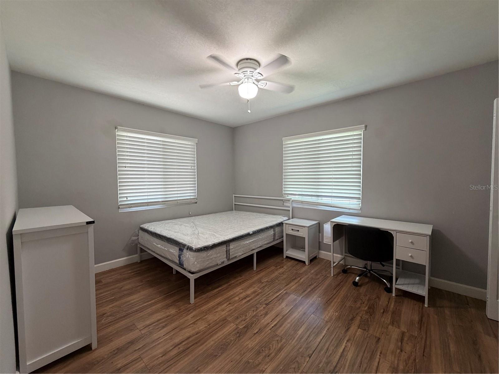 3219 W LEROY ST — photo 35