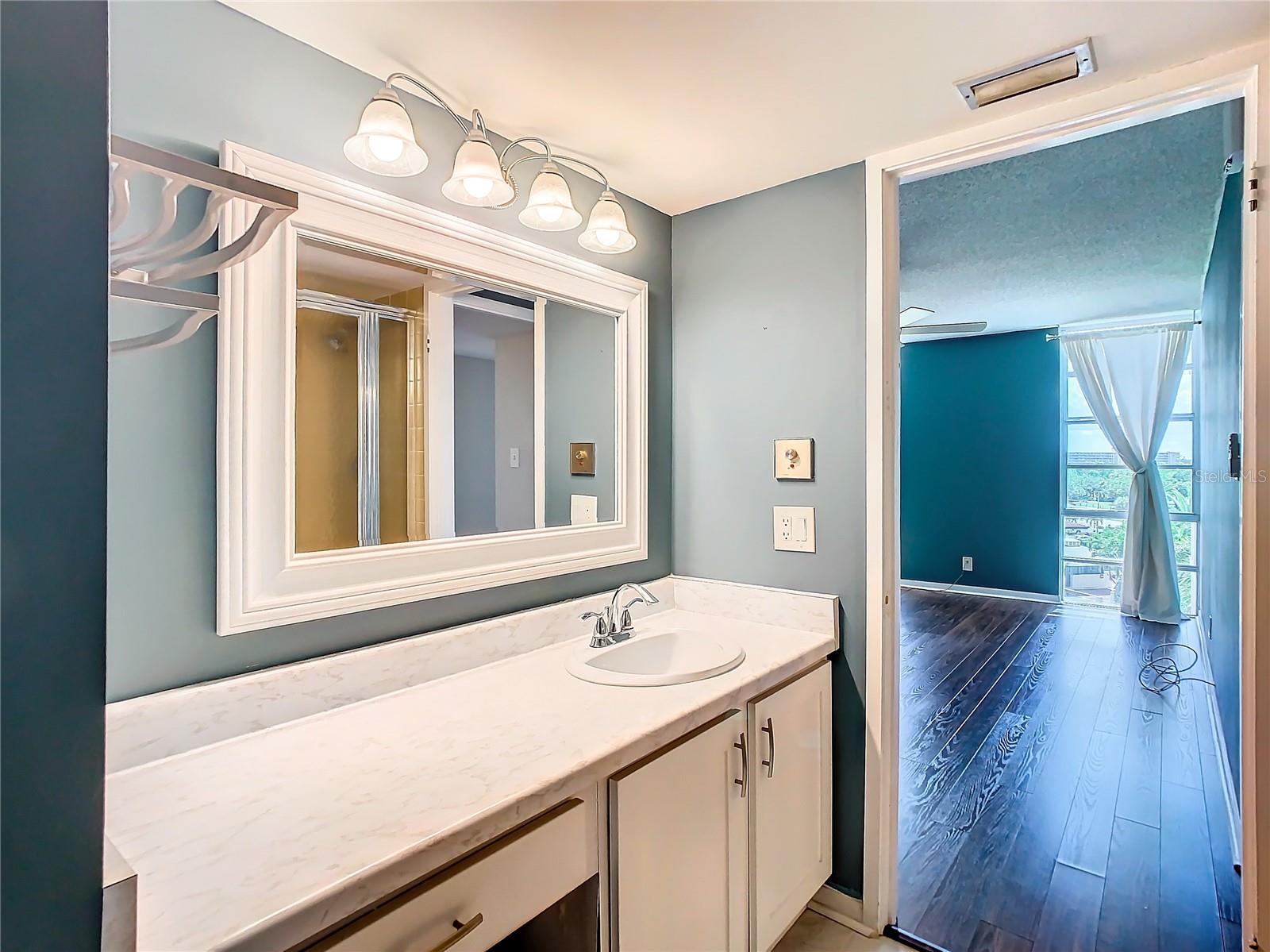 7400 SUN ISLAND DR #503 — photo 37