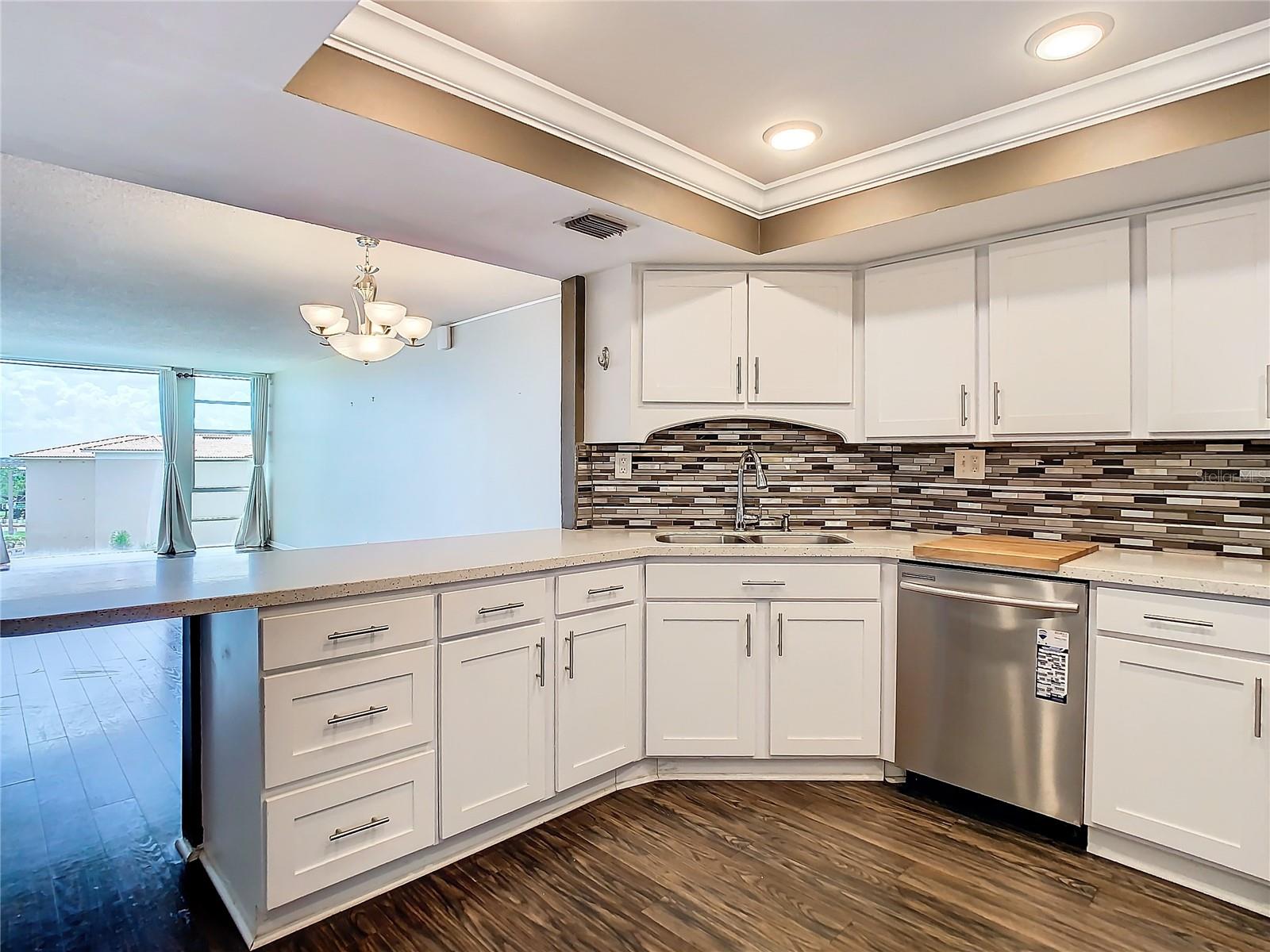7400 SUN ISLAND DR #503 — photo 13