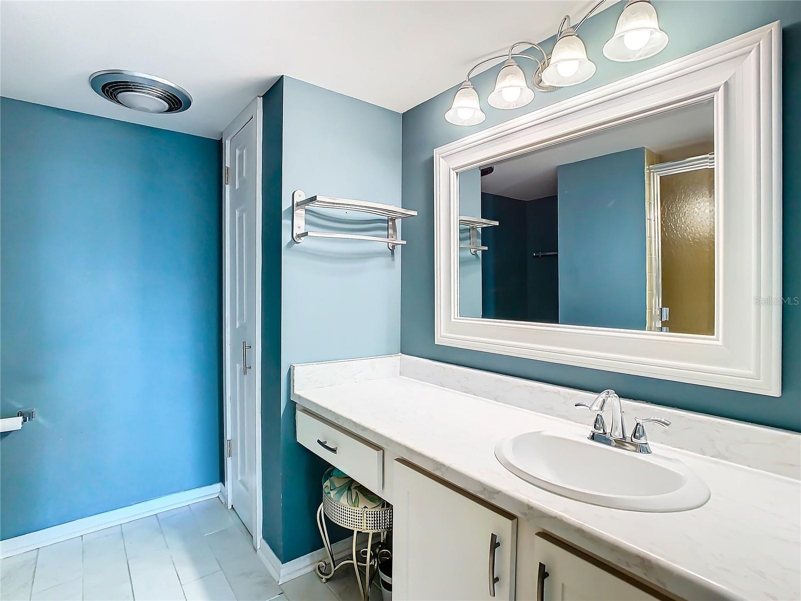 7400 SUN ISLAND DR #503 — photo 36