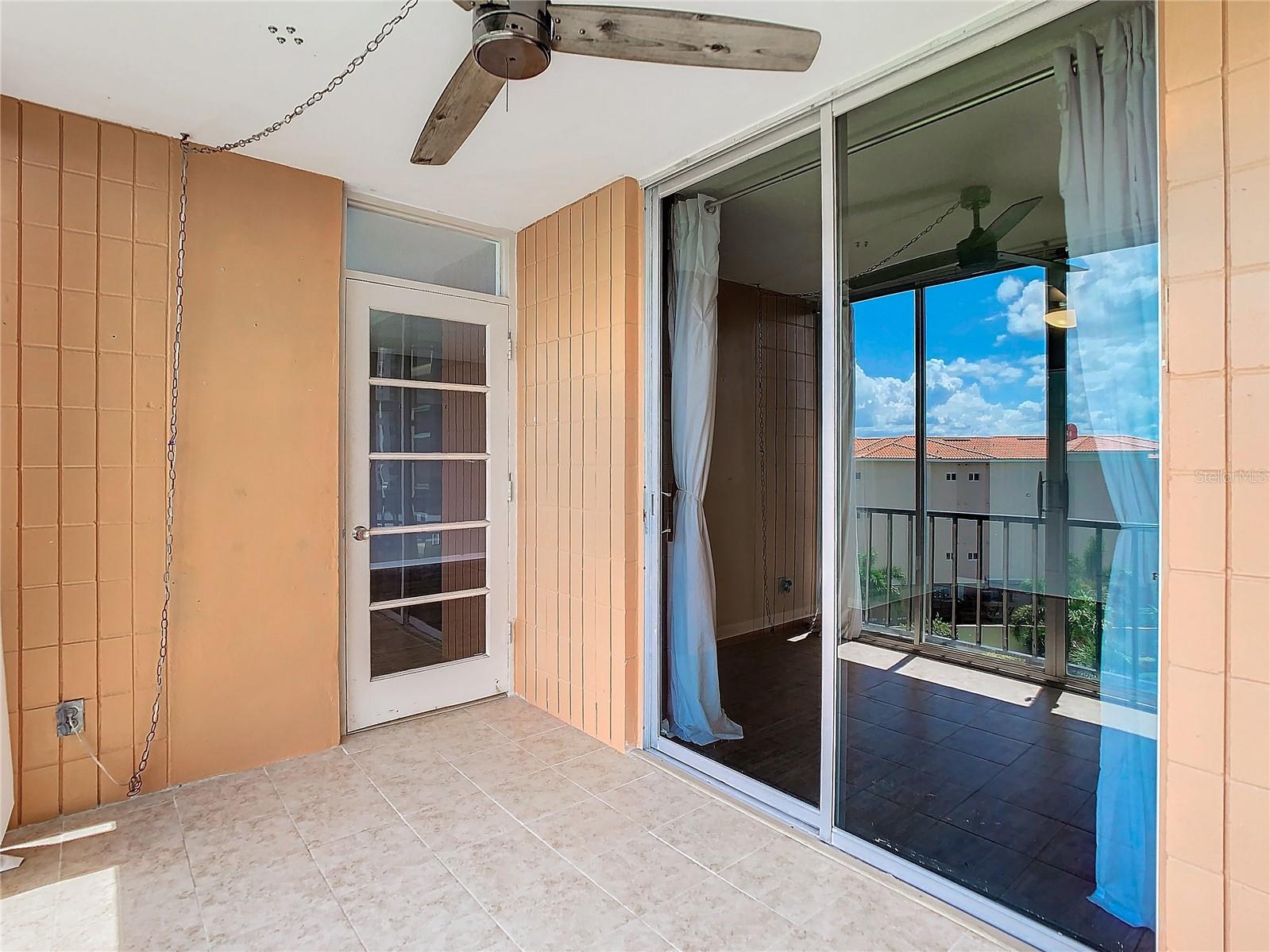 7400 SUN ISLAND DR #503 — photo 41