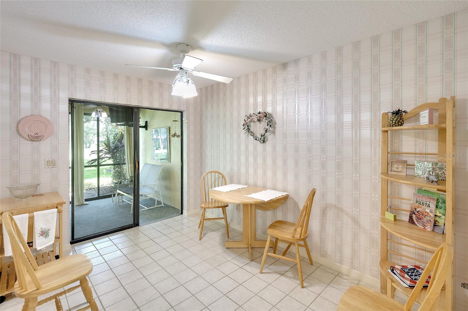 3825 WILSHIRE CIR #1 — photo 12