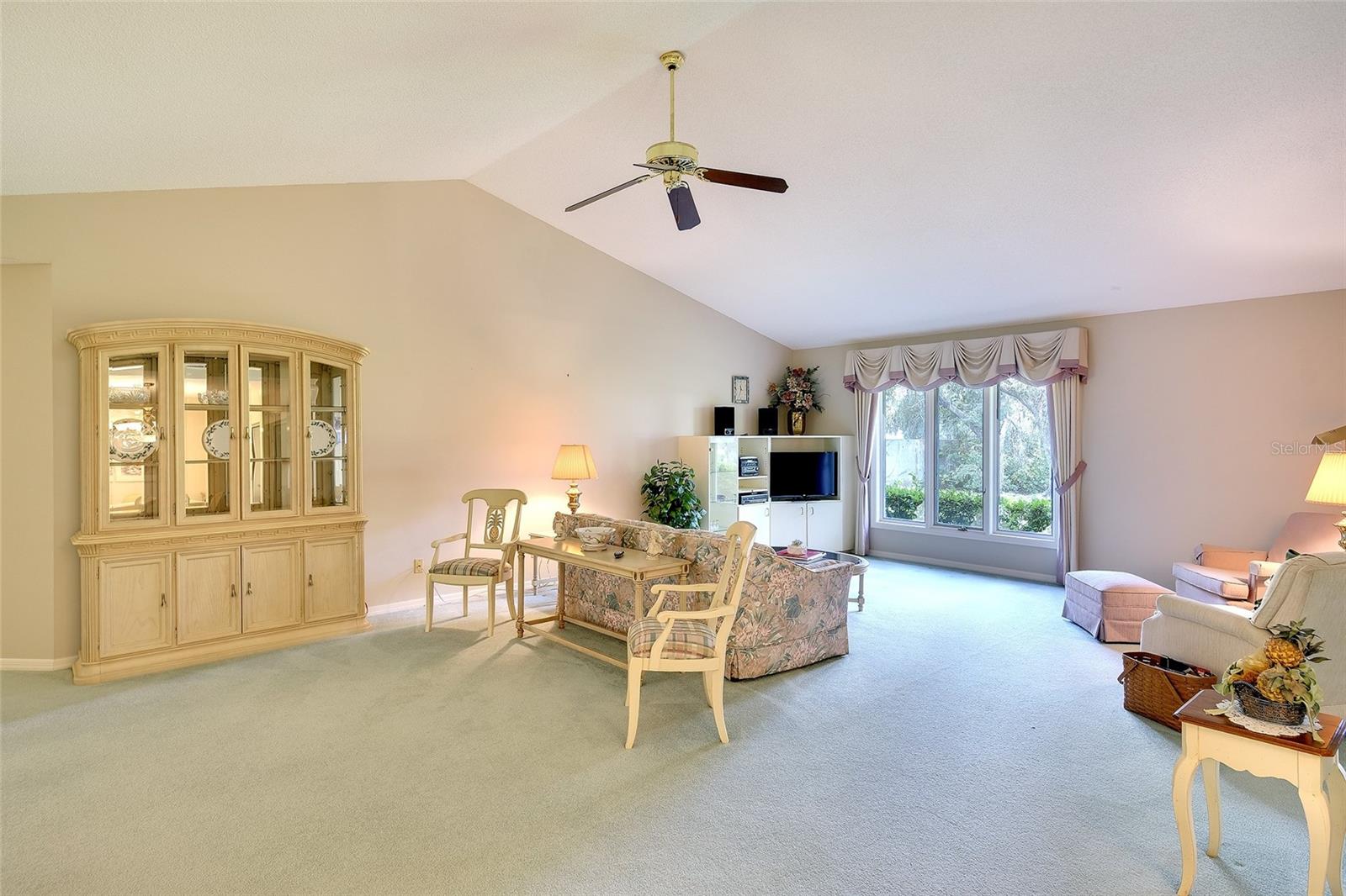 3825 WILSHIRE CIR #1 — photo 5