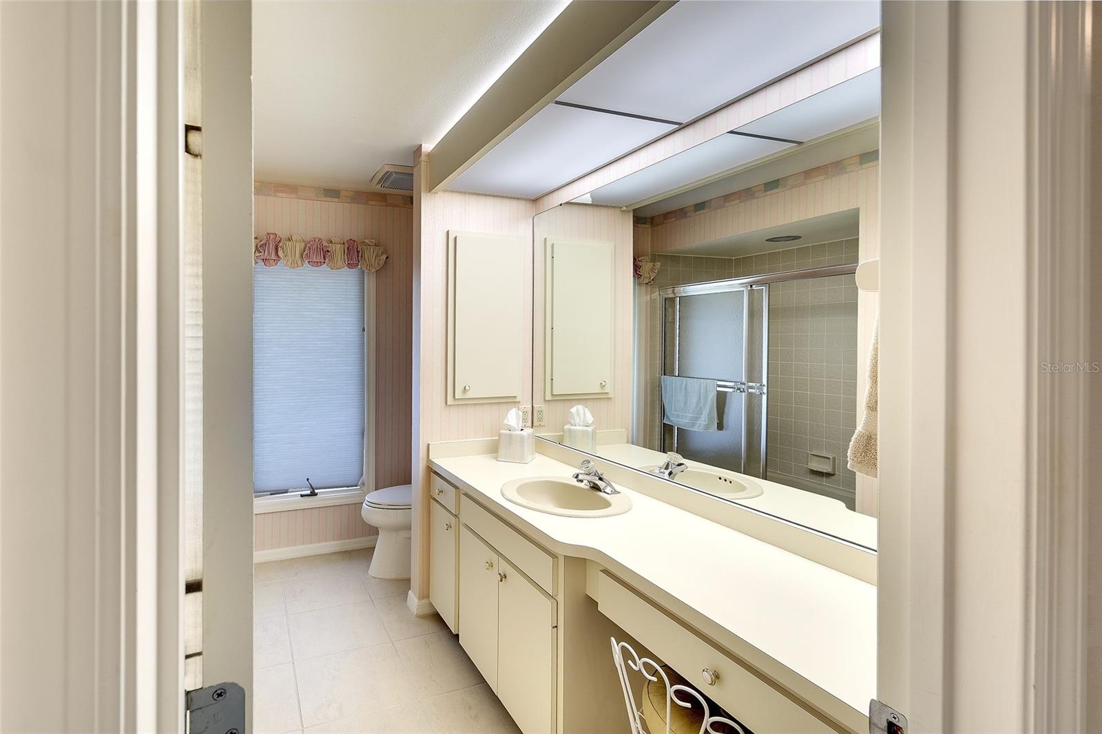 3825 WILSHIRE CIR #1 — photo 21