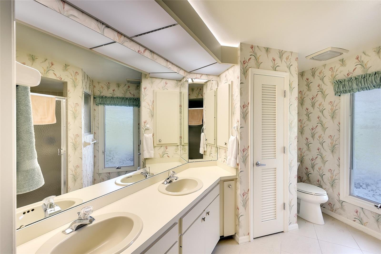 3825 WILSHIRE CIR #1 — photo 14