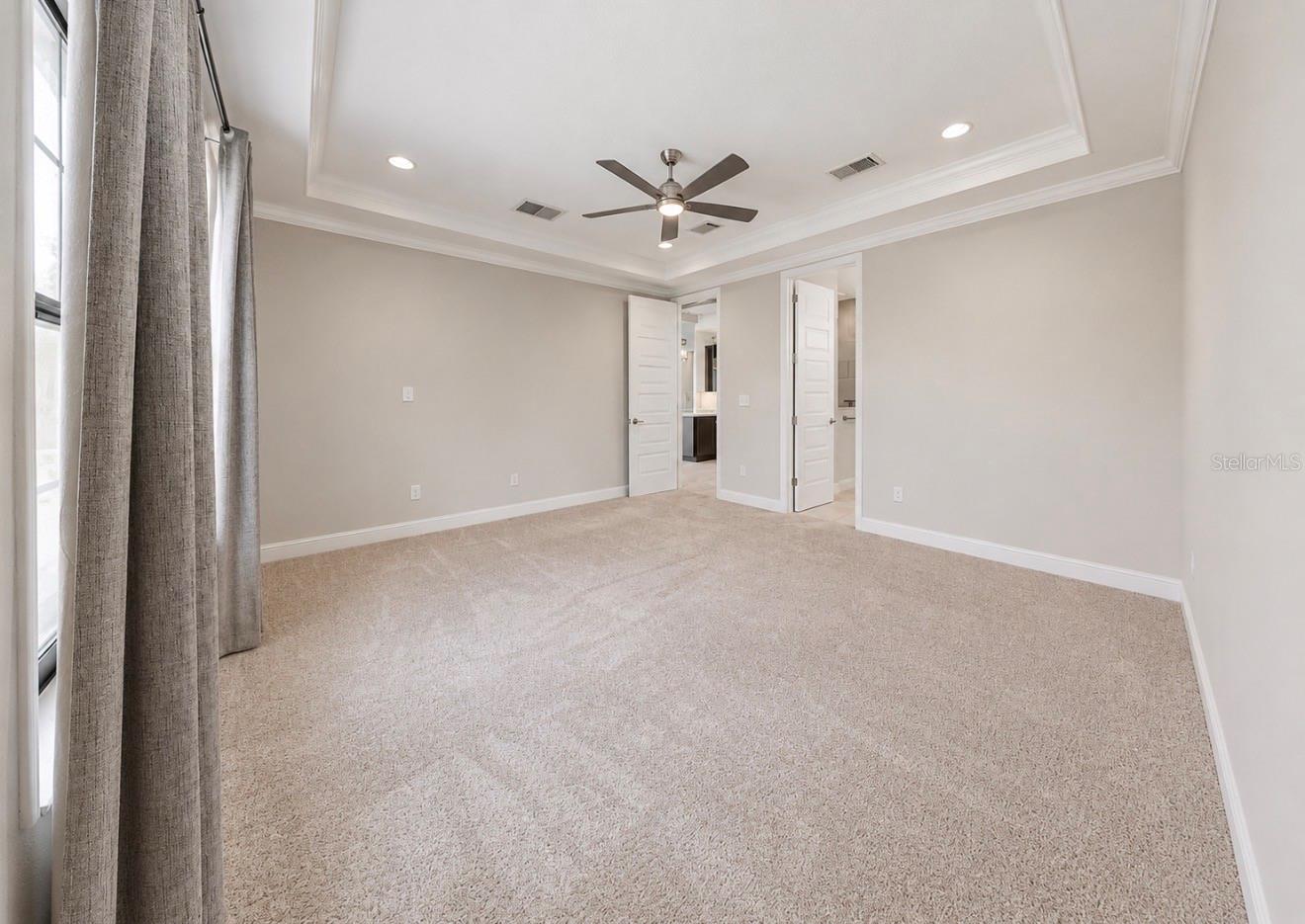14610 RED CASTLE AVE — photo 33