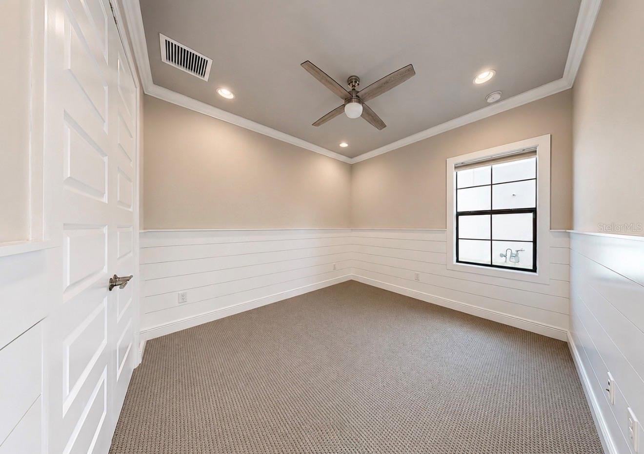 14610 RED CASTLE AVE — photo 47