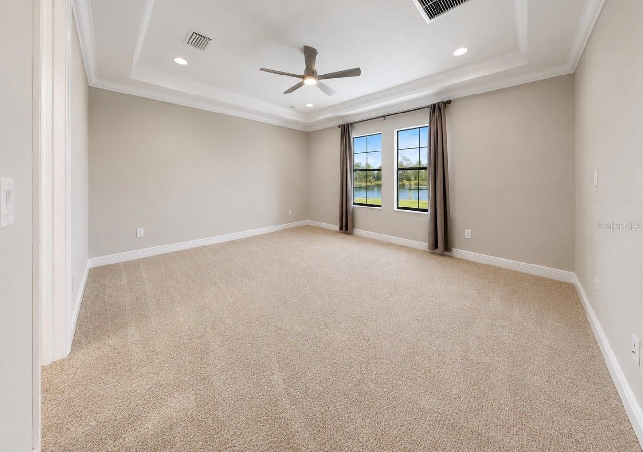 14610 RED CASTLE AVE — photo 32