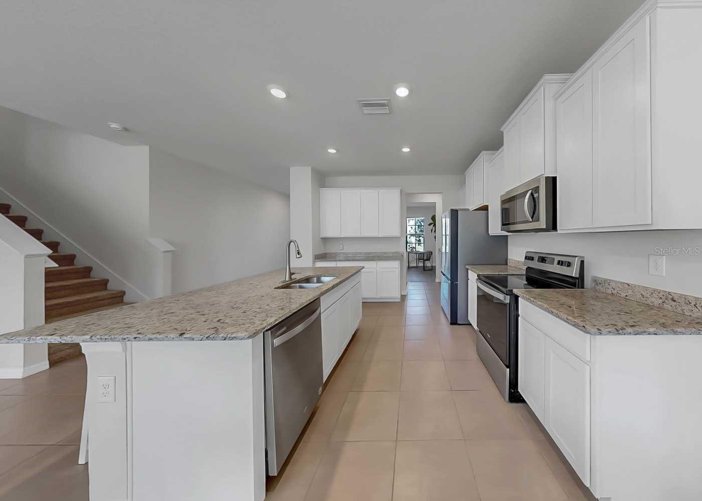 16454 WOODSIDE GLN — photo 19