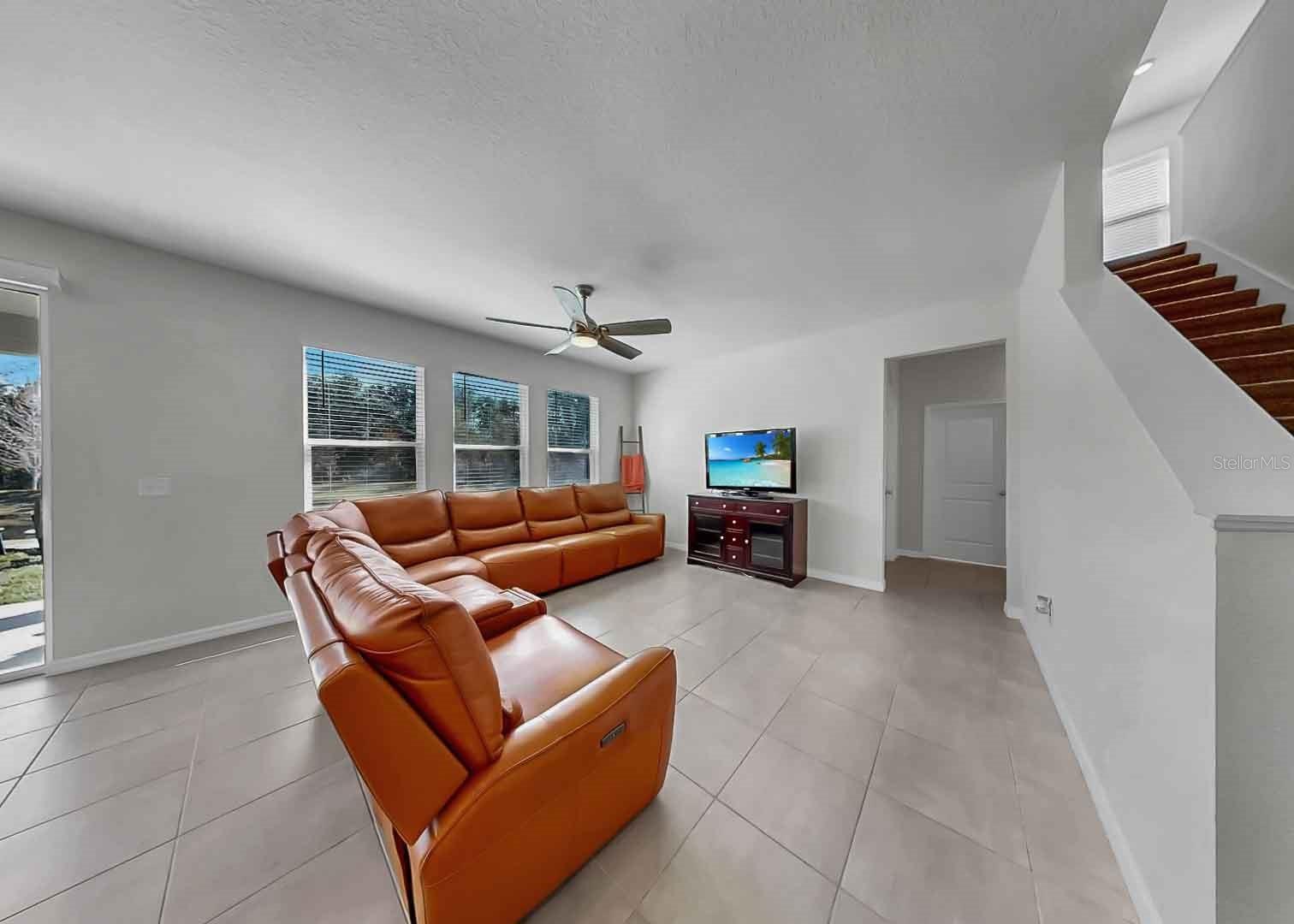 16454 WOODSIDE GLN — photo 9