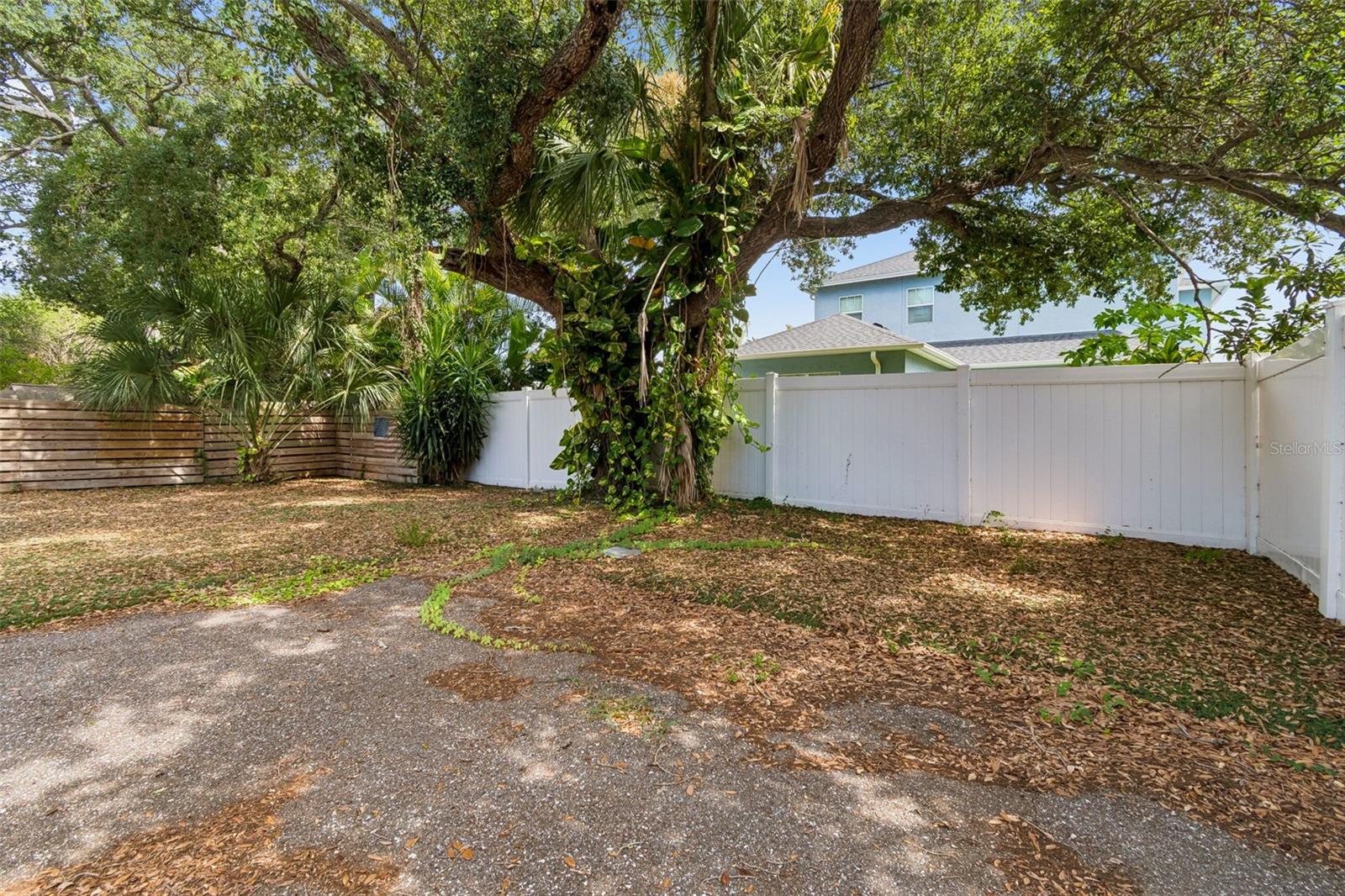 3901 W PLATT ST — photo 33