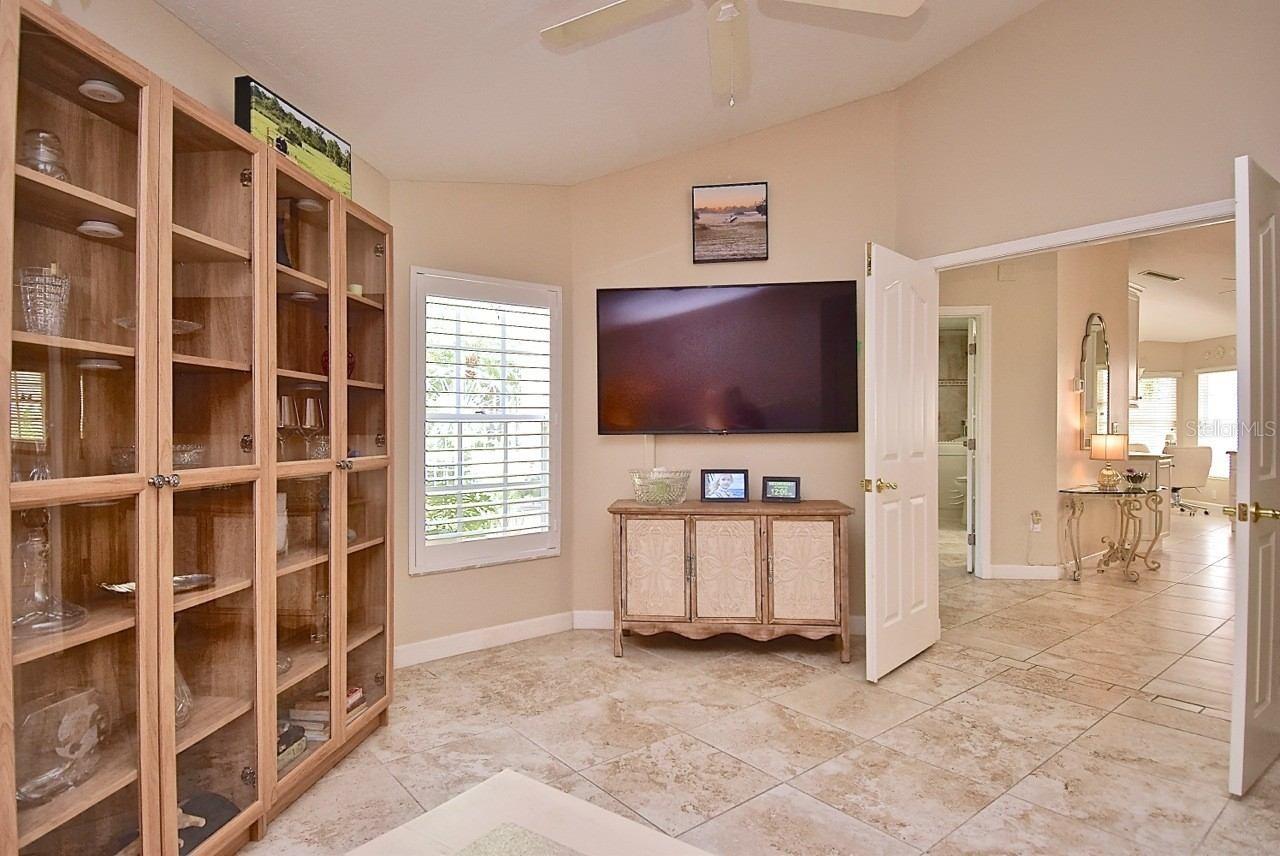 3890 LYNDHURST CT — photo 17