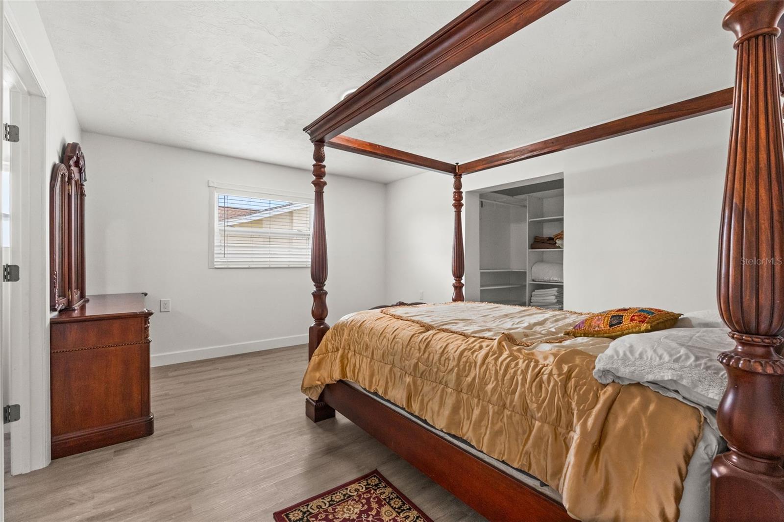 710 116TH AVE — photo 27