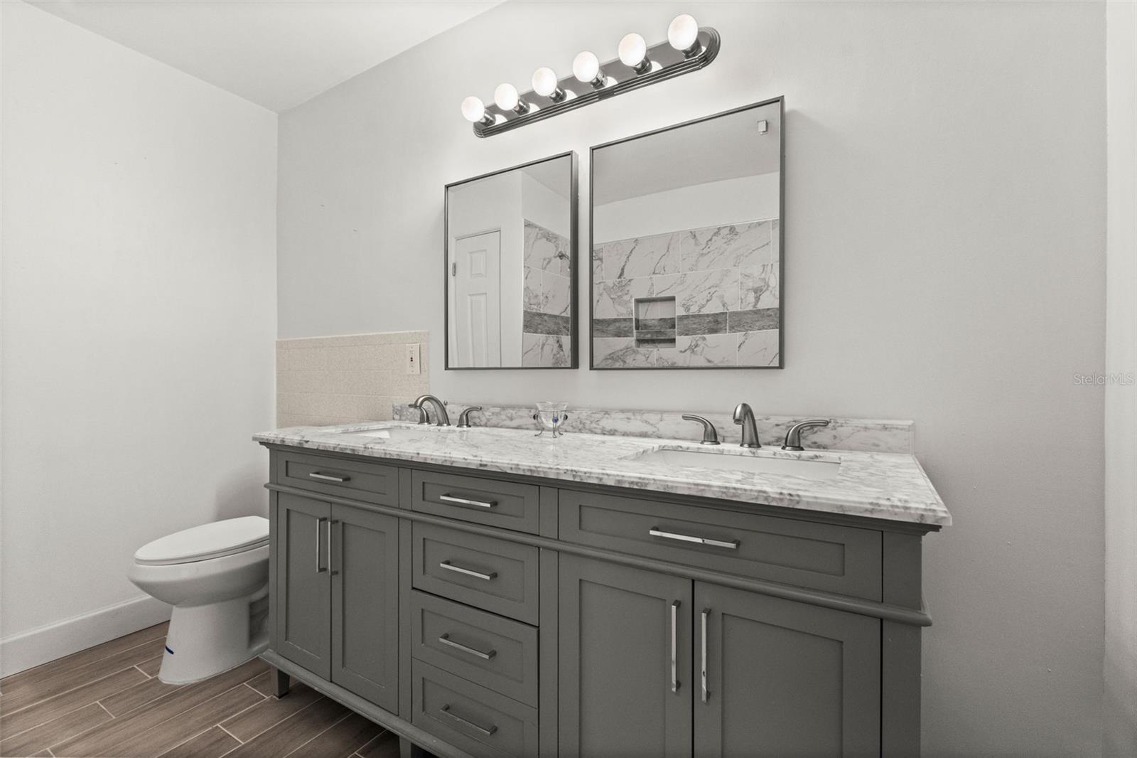 710 116TH AVE — photo 36
