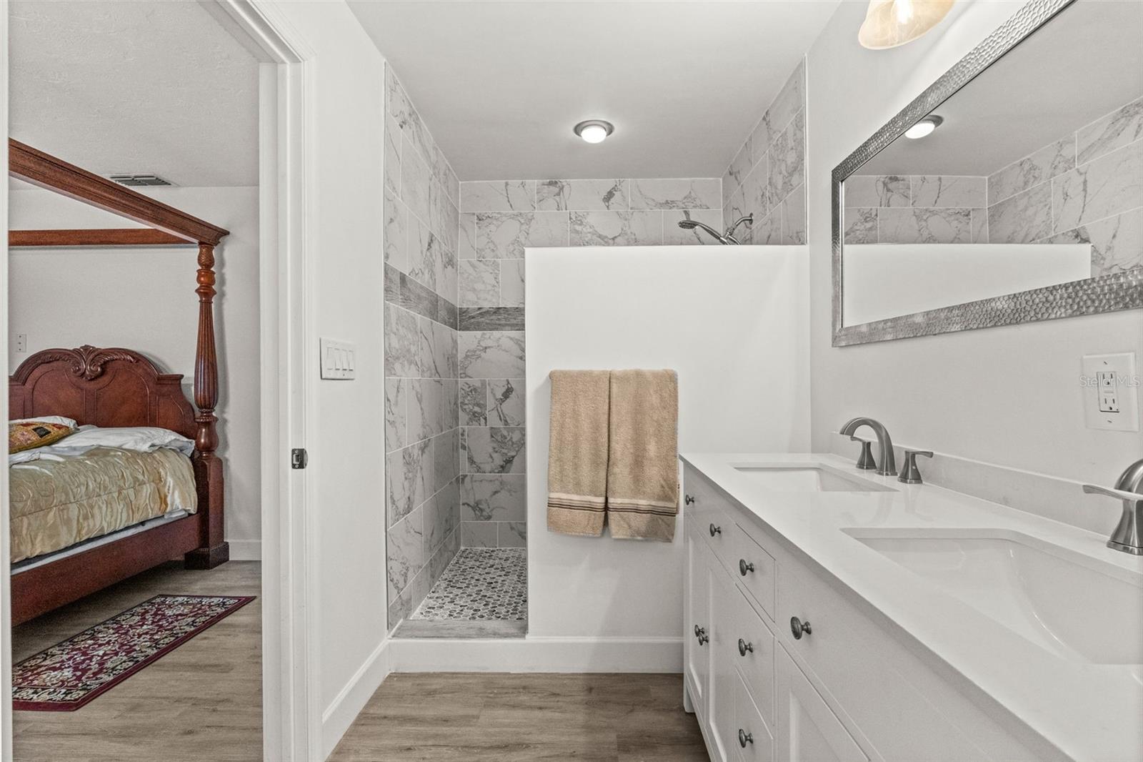 710 116TH AVE — photo 30