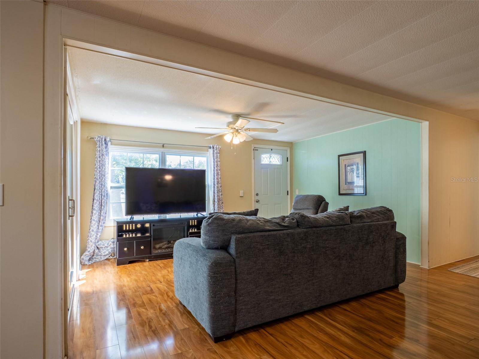 401 DENICE DR #401 — photo 14