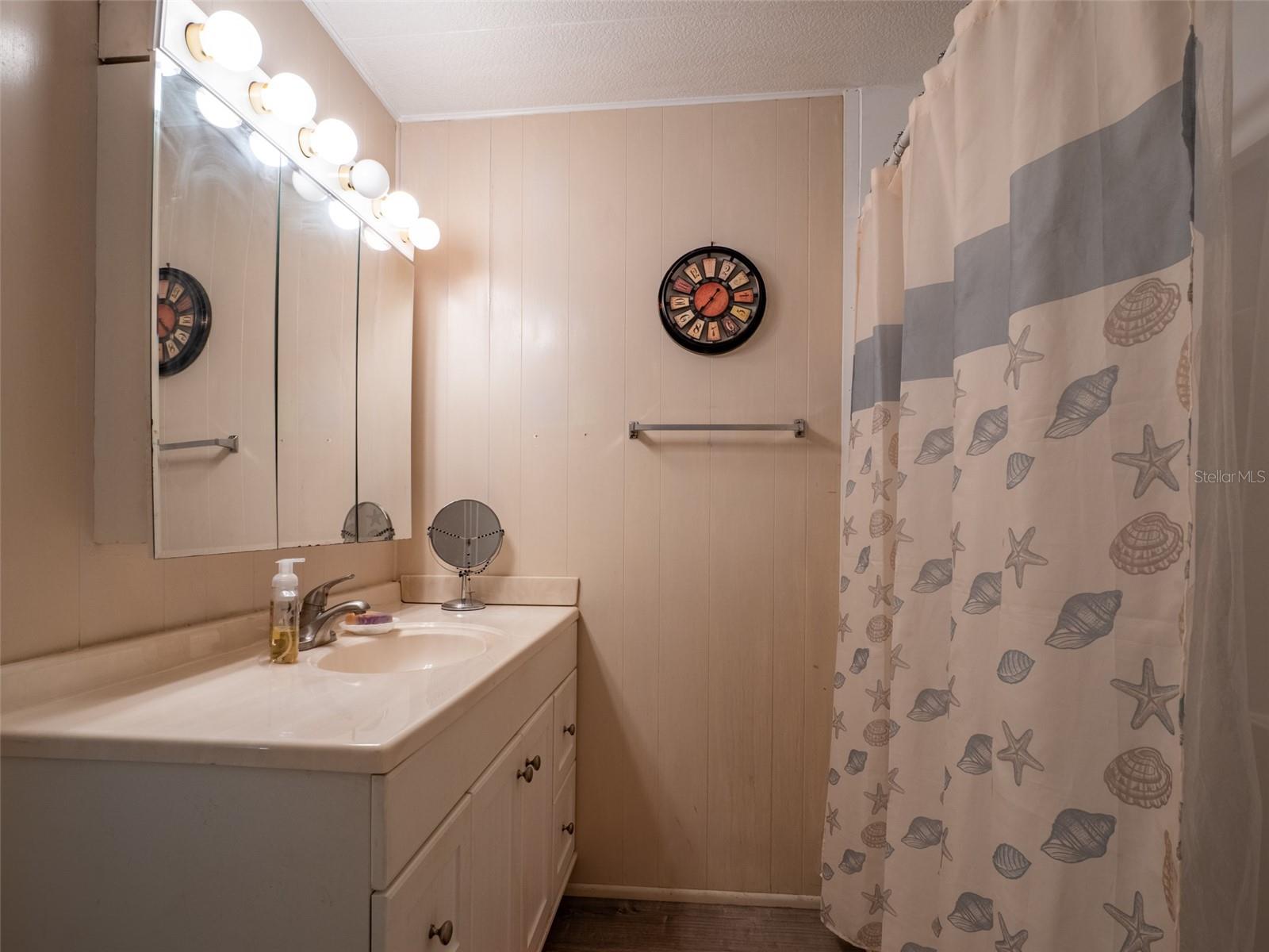 401 DENICE DR #401 — photo 18