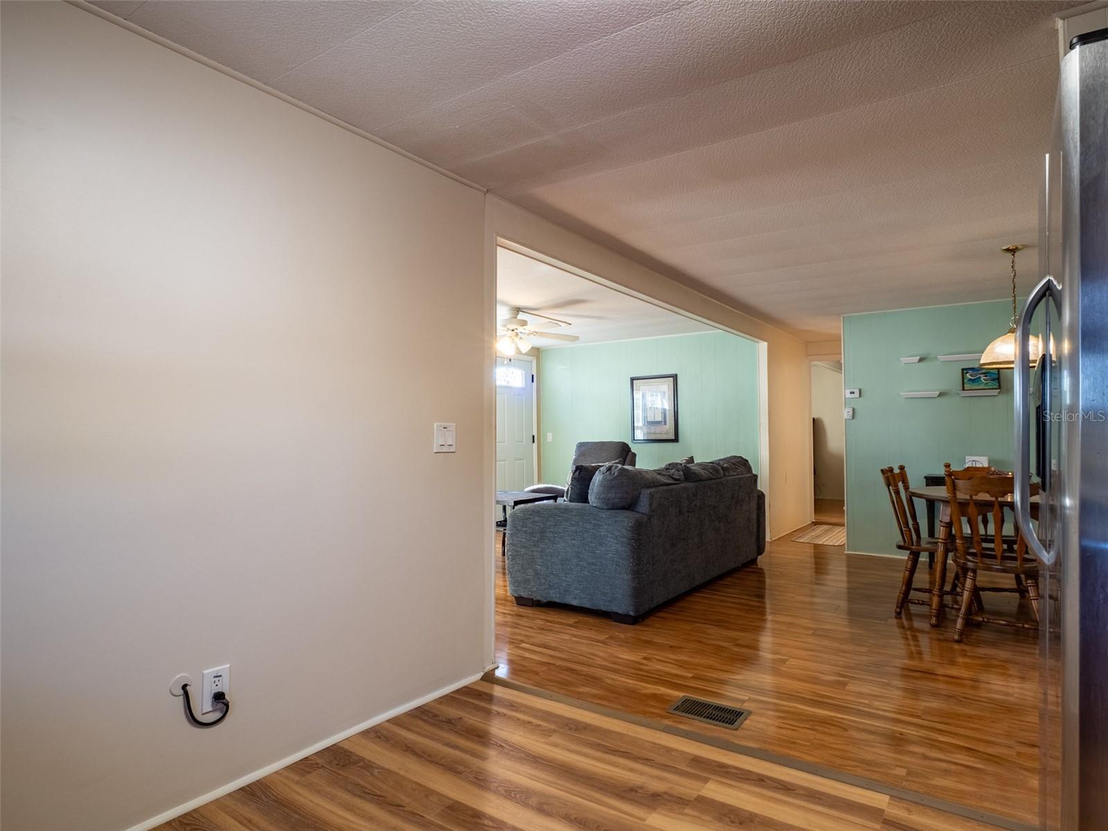 401 DENICE DR #401 — photo 12