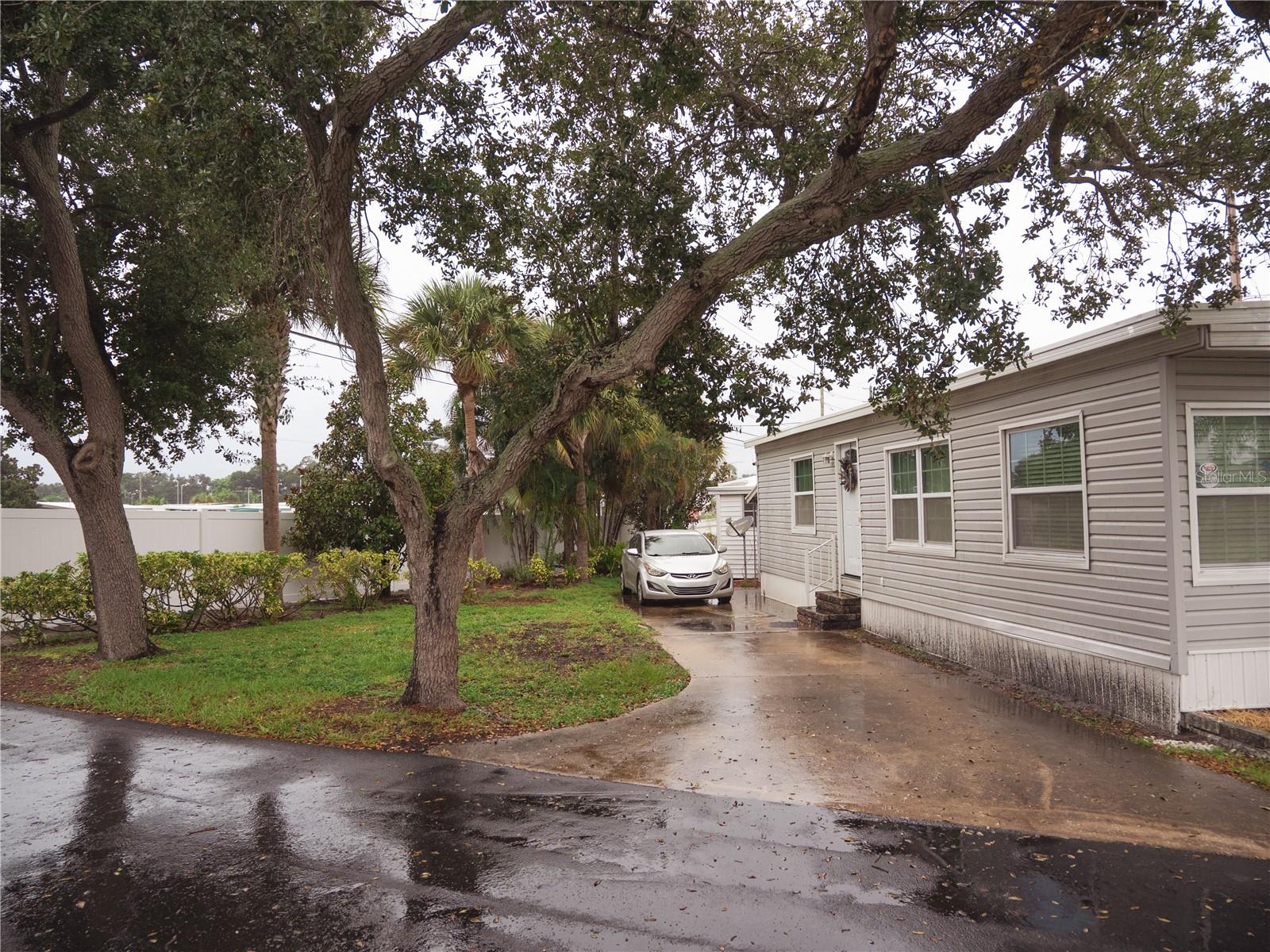 401 DENICE DR #401 — photo 39