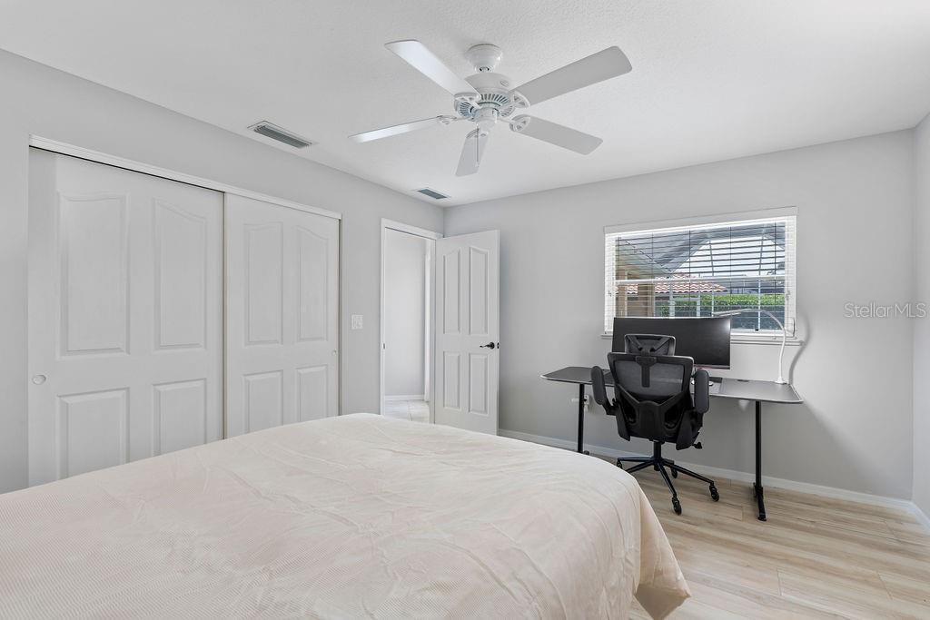 1543 WATERFORD DR — photo 29